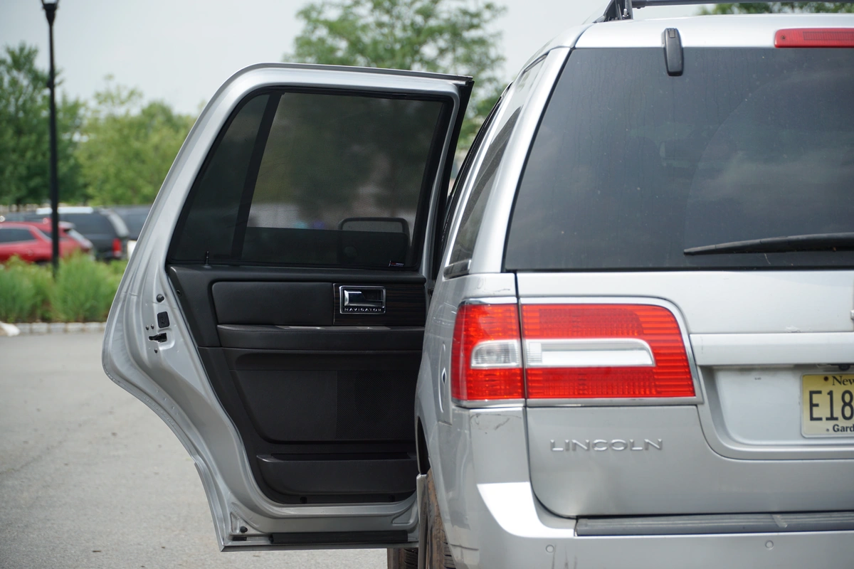 Ford Expedition | Lincoln Navigator 3rd Gen Rear Door Car Window Sun Shades (2007-2017)